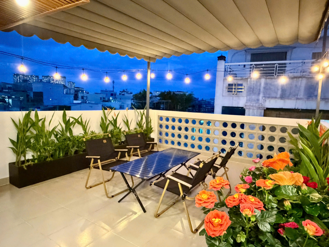 Nhà cách Q5 5phút Chánh Hưng P9Q8 P.Chánh Hưng full nội thất cao cấp