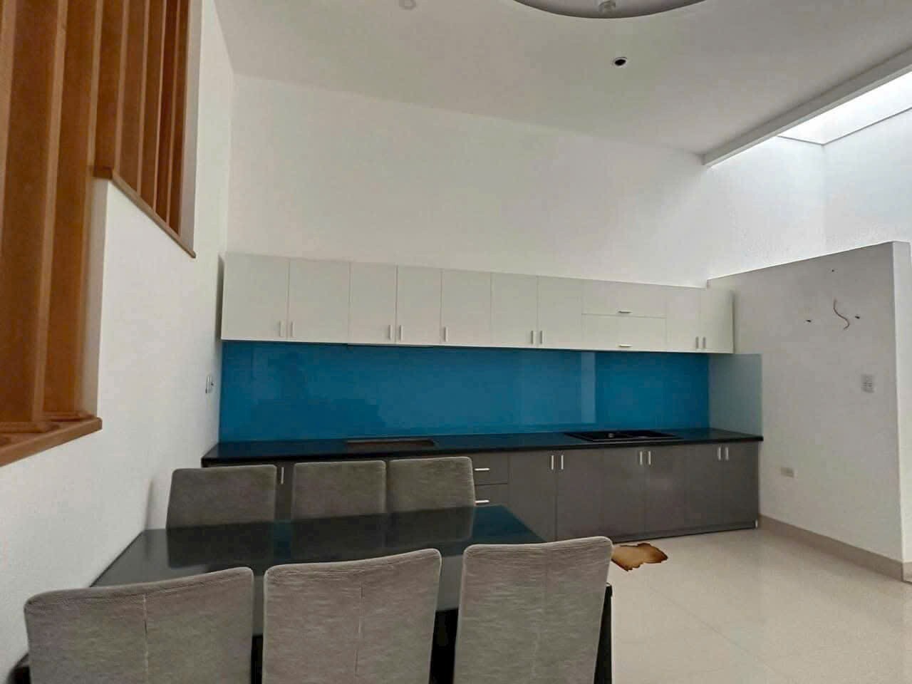 HOT HOT –CẦN BÁN NHÀ 3 TẦNG  MẶT TIỀN HẺM 102 NGUYỄN TẤT THÀNH, P.Tân An, TP.Buôn Ma Thuột,  Đắk