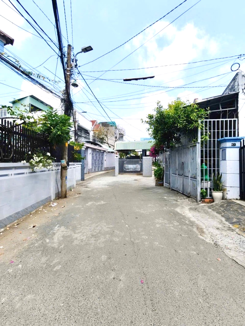 Bán Nhà Hiệp Phú 80m² – 3 Tầng, Hẻm Ô Tô, Gần Metro Ngã Tư Thủ Đức – Giảm 1 Tỷ Còn 5.9 Tỷ