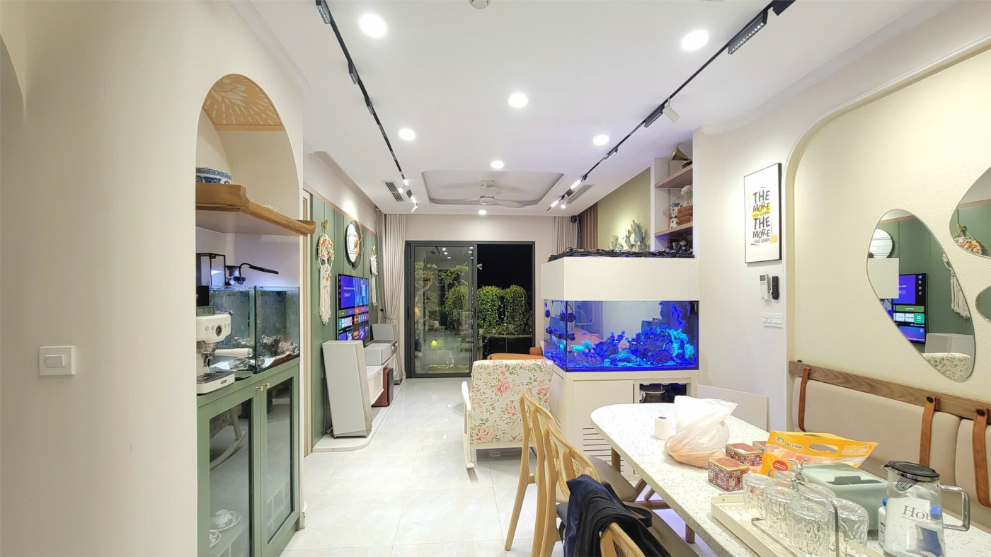 Chính chủ, chuyển chỗ ở cần bán căn góc hoa hậu T2411 tòa Tropical Feliz Homes 297 Hoàng Mai