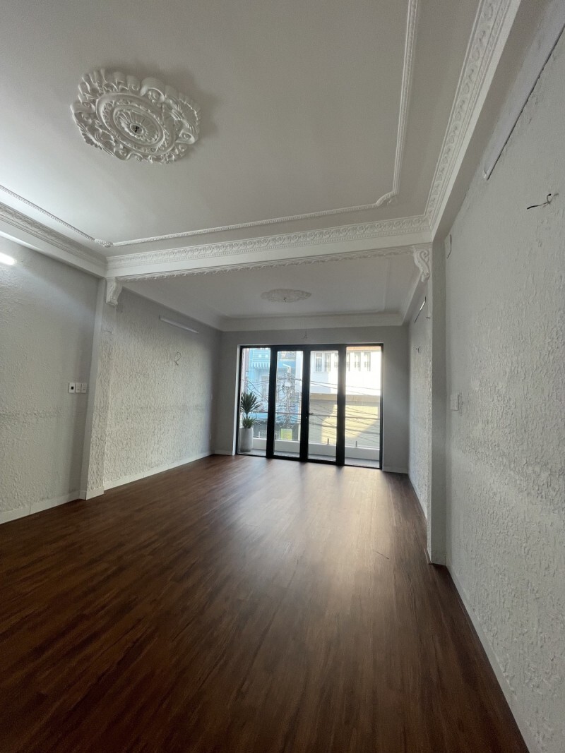 ♪ giảm Sâu hơn 1 tỷ MT Huỳnh Thúc Kháng, gần Nguyễn Văn Linh, 70m2, 4 tầng, 7 Phòng KD