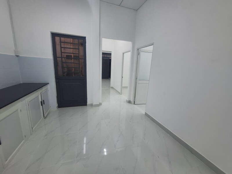 Bán nhà 4 tầng 138m2 đường Tam Bình, Phường Tam Bình, Thủ Đức, TP HCM, sổ hồng riêng, giá 7.39 tỷ.