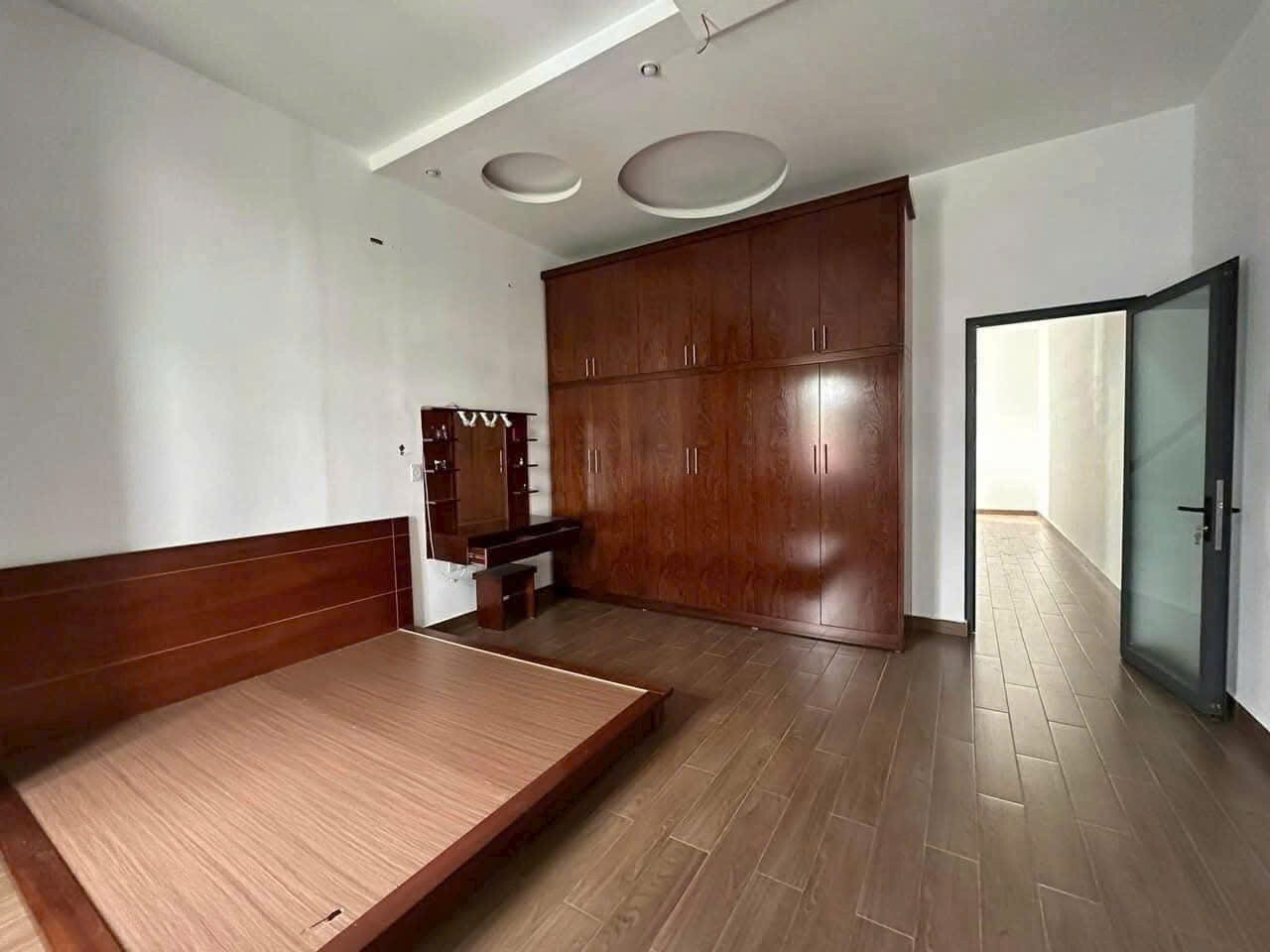 HOT HOT –CẦN BÁN NHÀ 3 TẦNG  MẶT TIỀN HẺM 102 NGUYỄN TẤT THÀNH, P.Tân An, TP.Buôn Ma Thuột,  Đắk