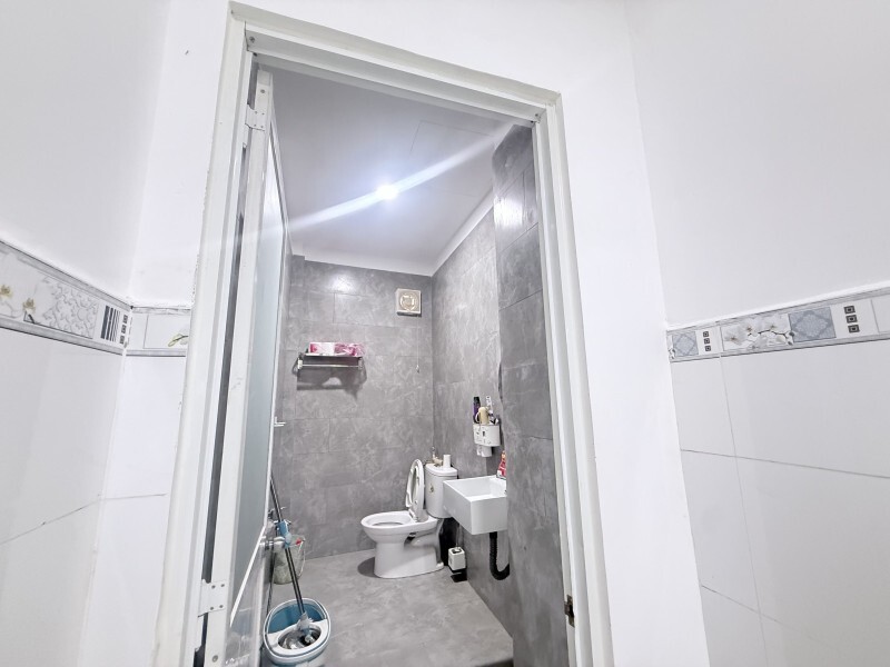 Bán nhà 95m2, đường ngõ Đỗ Xuân Hợp, Phước Long B, Q9, Thủ Đức, TP HCM. Giá  5.98 tỷ.