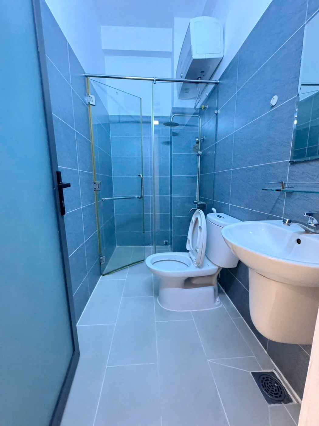 Nhà 4 tầng hẻm 3,5m đường Âu Dương Lân P. Chánh Hưng( P3Q8 cũ). Giá 7,5 tỷ TL