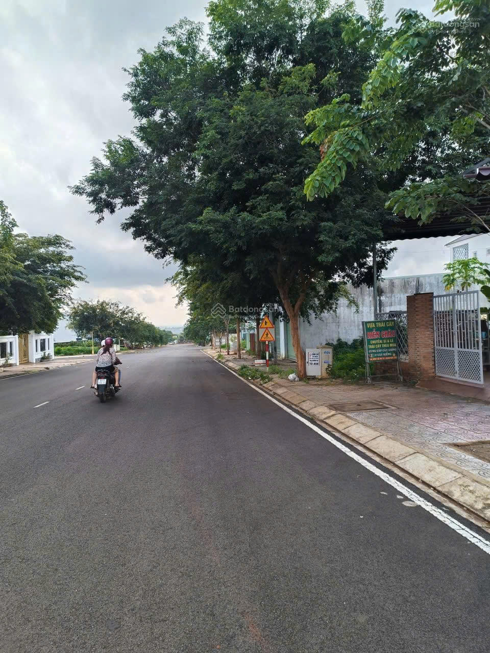 Chính chủ bán đất lô biệt thự Phước Long - 200m2 full thổ cư, mặt tiền đường nhựa lớn