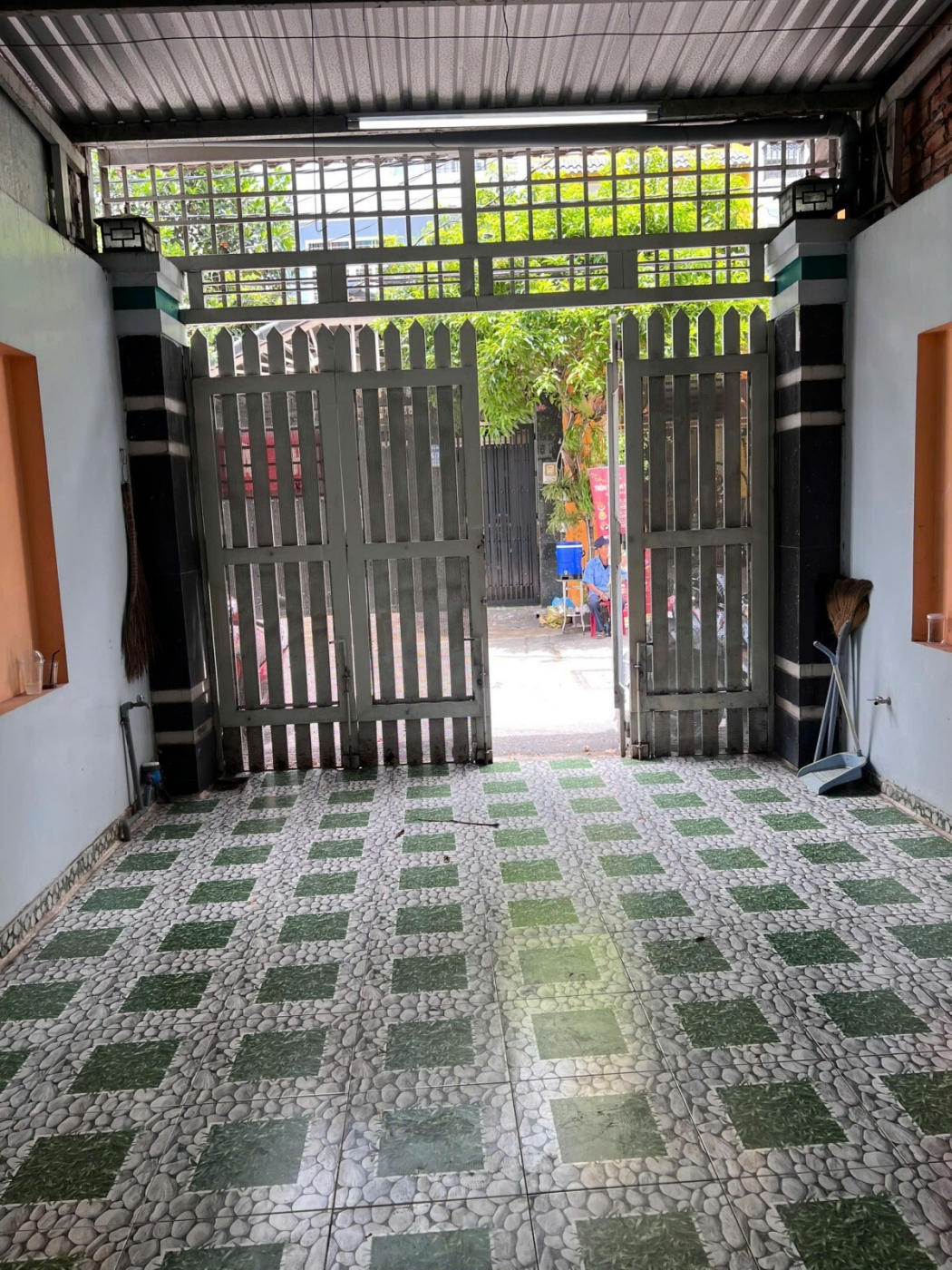 GIẢM GẦN 3 TỶ – TỪ 13 TỶ CÒN 10,5 TỶ
NHÀ 6 TẦNG – ĐƯỜNG 10M NHƯ MẶT TIỀN – PHƯỜNG 9,  TRUNG TÂM GÒ