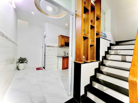 [K5899*] Nhà vuông vức mới đẹp gần Chợ Xóm Mới - Giá 5.x tỷ