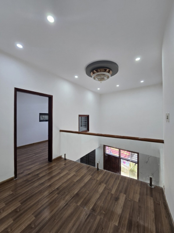 ♪ K Trần Cao Vân sát Ô tô, 62m2, ngang 5.6m 3 tầng, 4.x tỷ