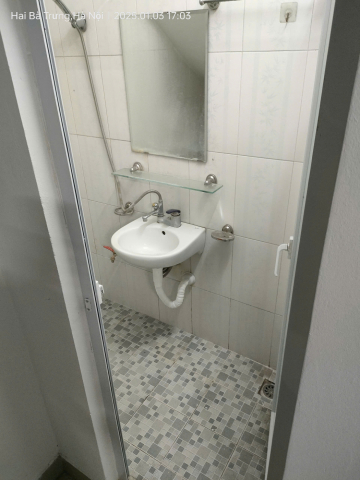 Bán gấp giá rẻ căn hộ chung cư mn Khương Đình 45m, tầng 10, 1.35 tỷ Thanh Xuân.